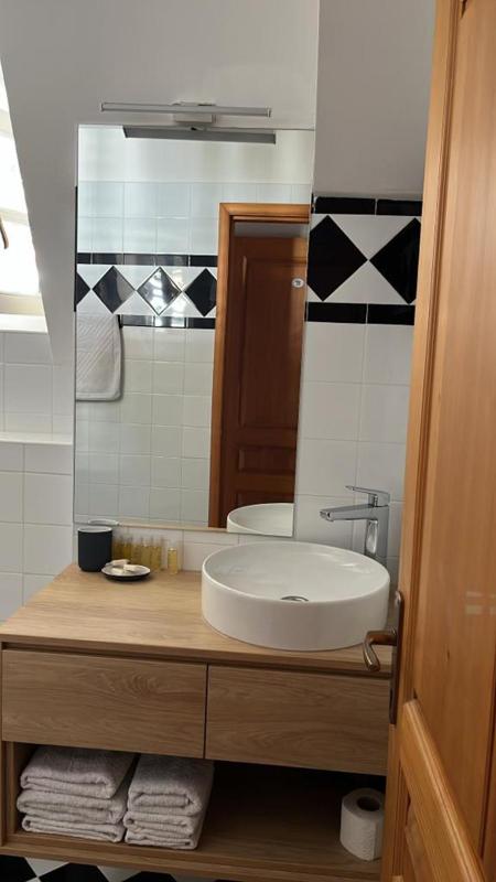 Duplex Apartment with Sea View image 2