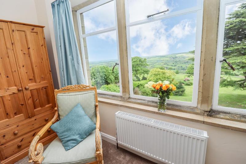 Aislaby Hall - image 24