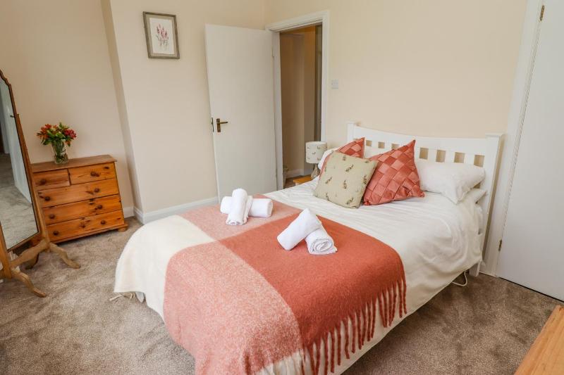 Aislaby Hall - image 13