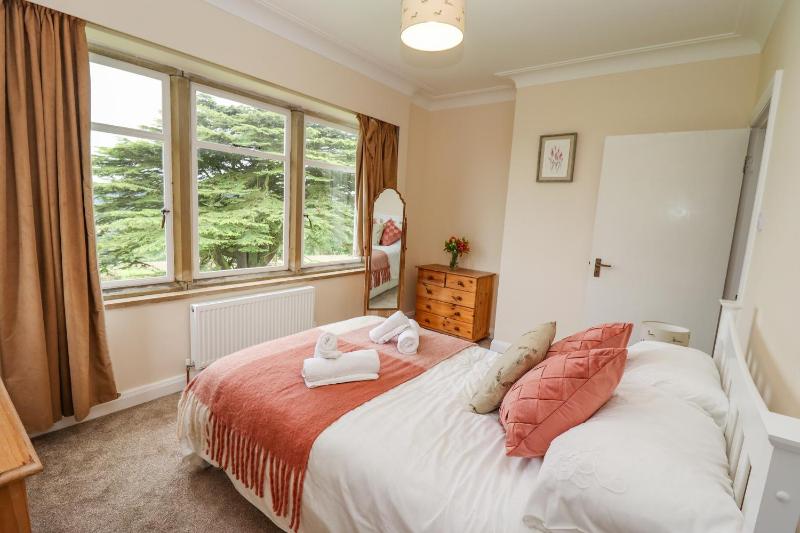 Aislaby Hall - image 10