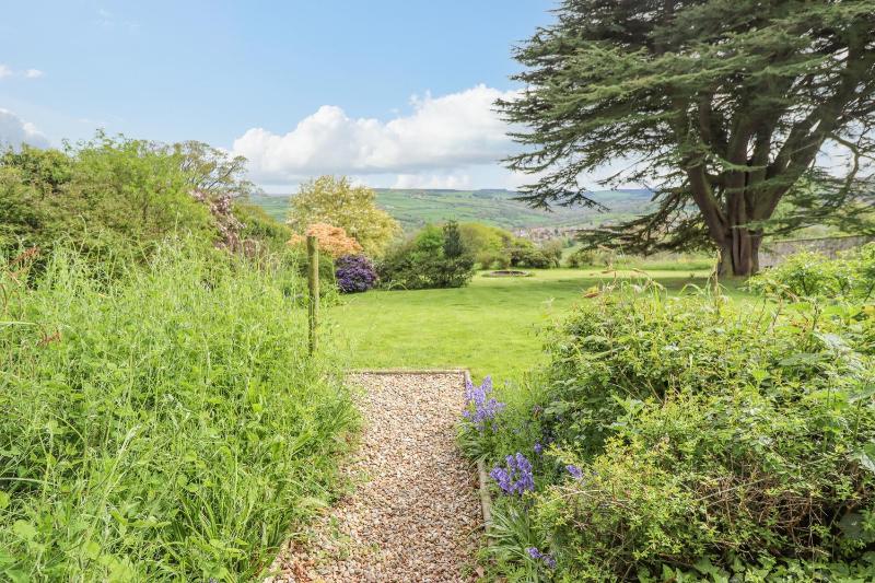Aislaby Hall - image 22