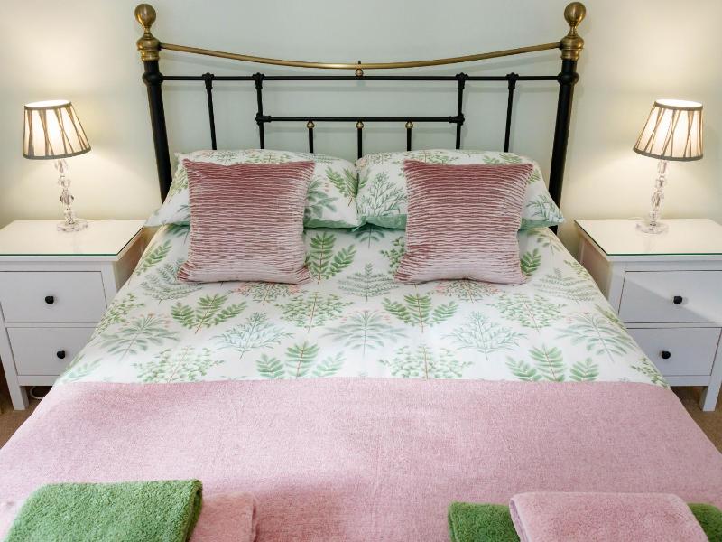 The Old Vicarage Retreat - image 12