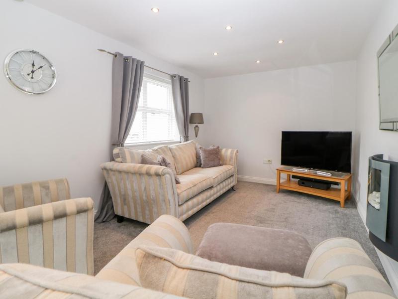 Fonthill - image 12