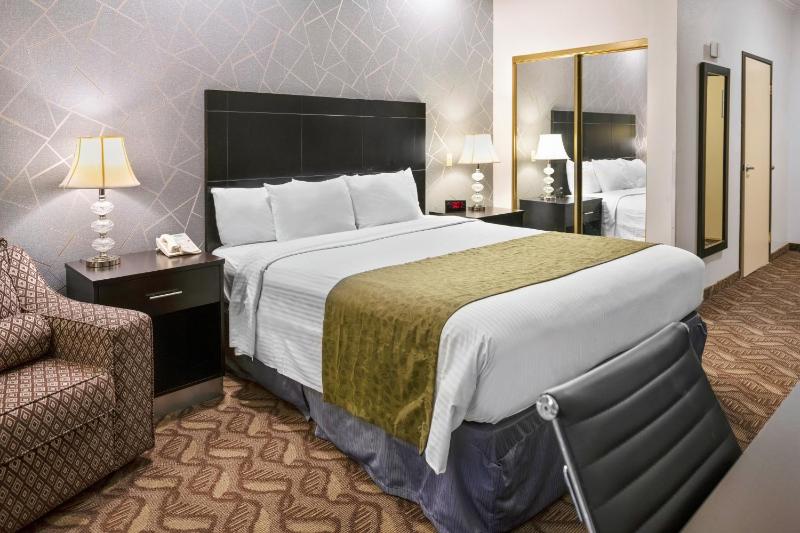 Deluxe King Room - Non Smoking image 4