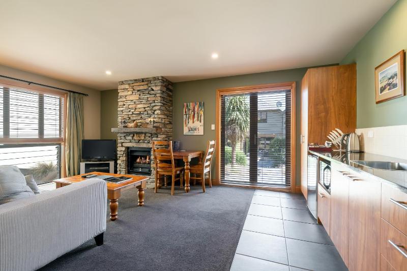 Wanaka Luxury Apartments - image 31
