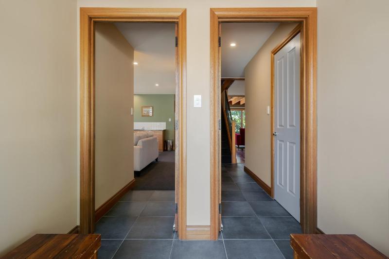 Wanaka Luxury Apartments - image 7