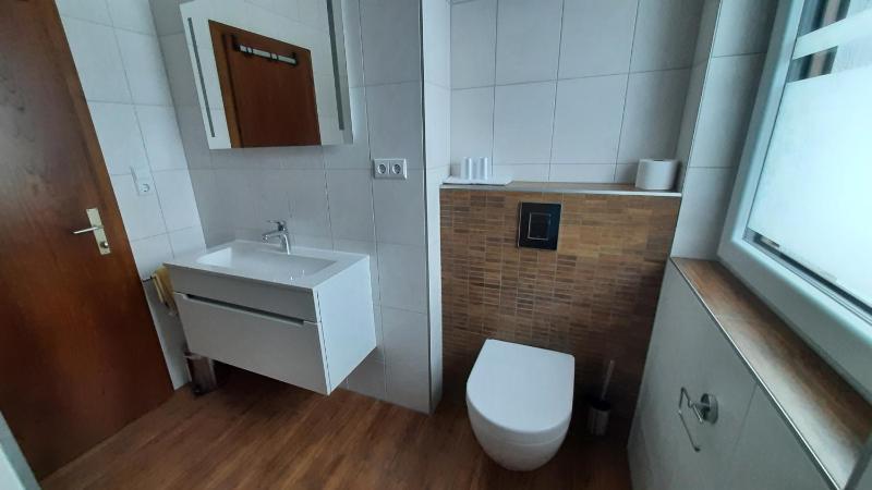 Apartment with Mountain View image 4