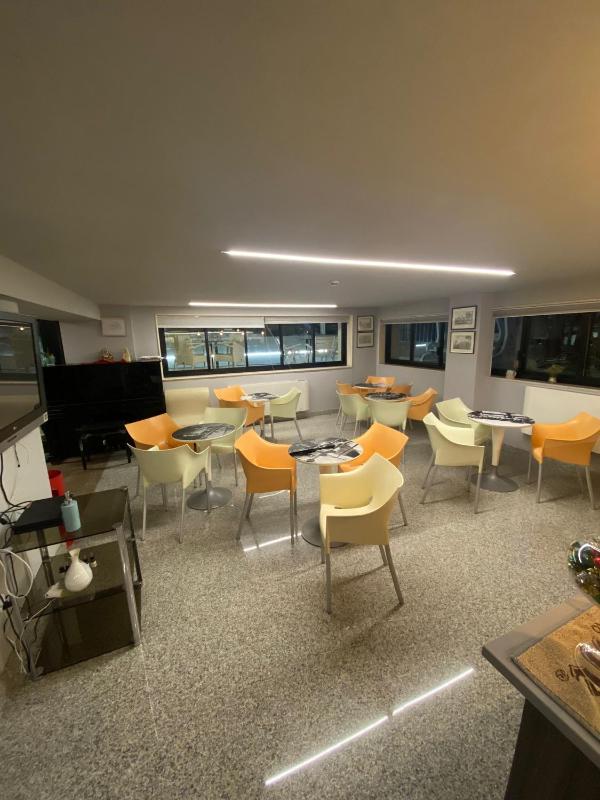 Hotel Capri - image 26