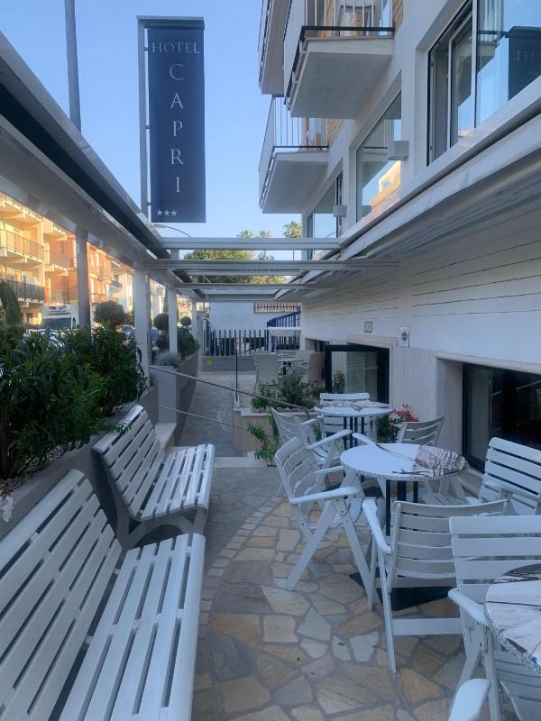 Hotel Capri - image 33