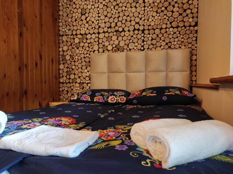 Double Room with Terrace image 4