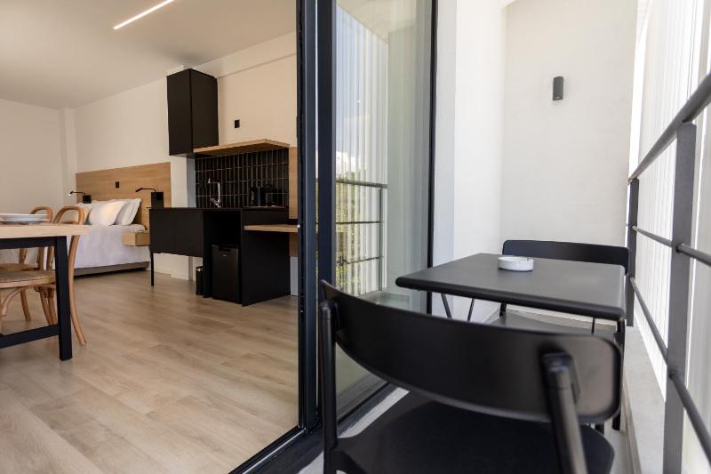 Alinea Urban Saripolou Square - image 12
