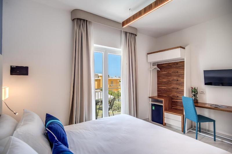 Double or Twin Room with Pool View image 3
