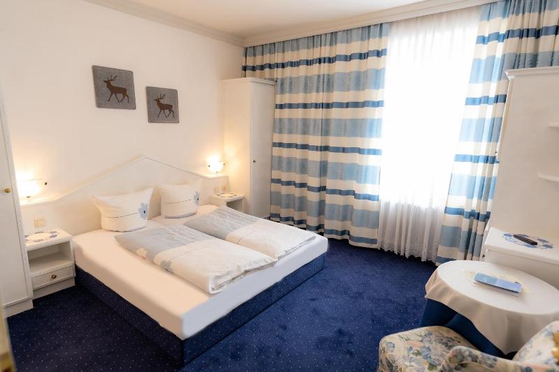 Senior Suite image 3