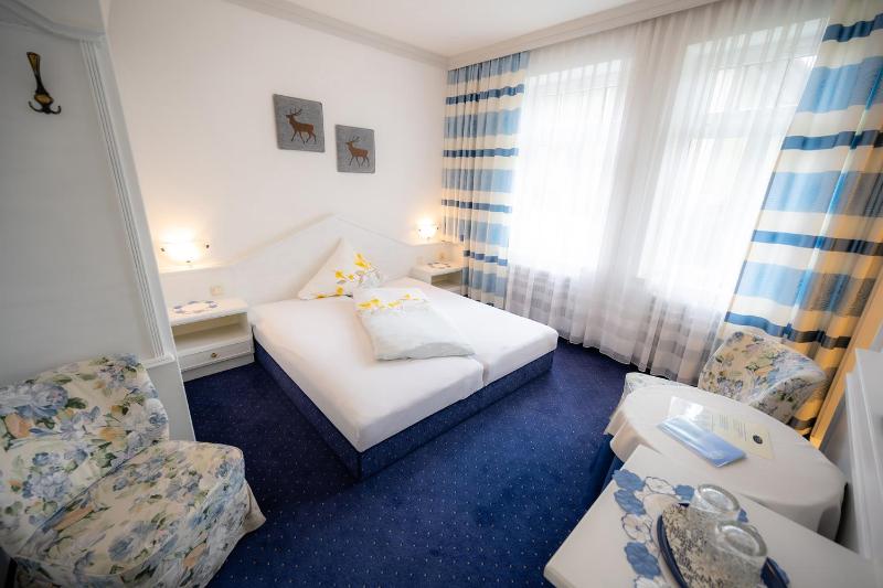 Single Room image 3