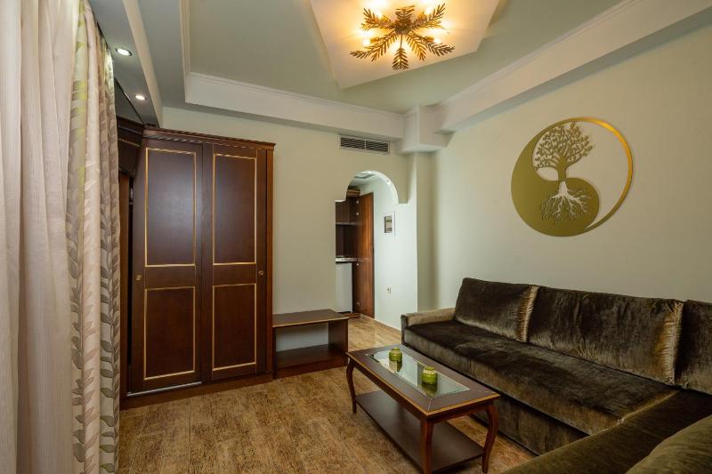 Deluxe Junior Suite image 2