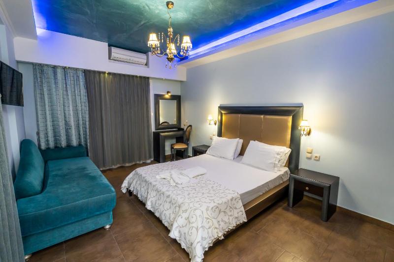 Deluxe Room with Panoramic Sea View image 4