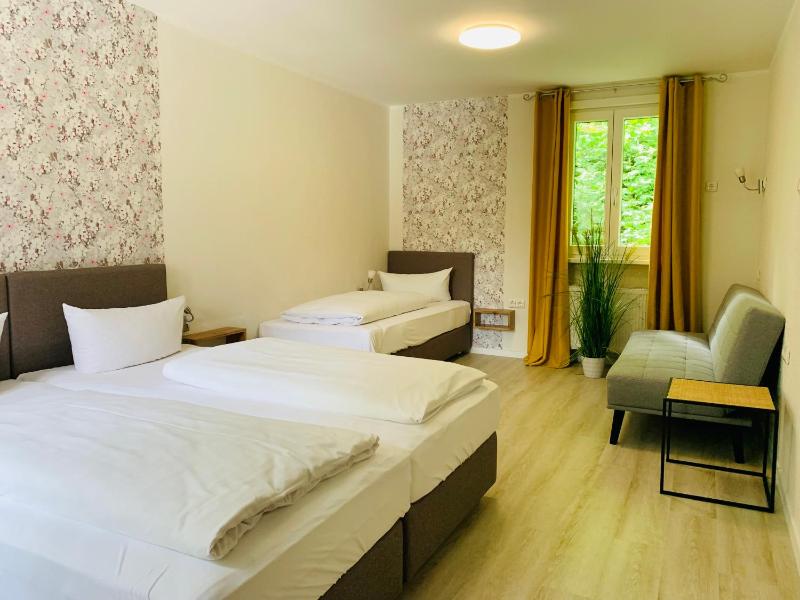 Triple Room image 1