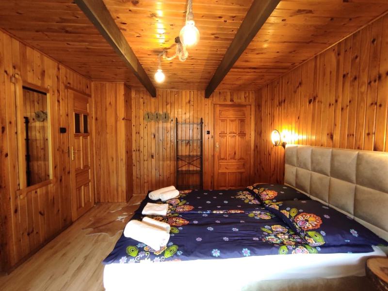 Double Room with Terrace image 4