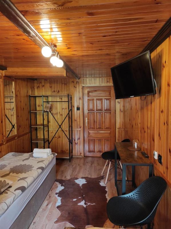 Double Room image 1