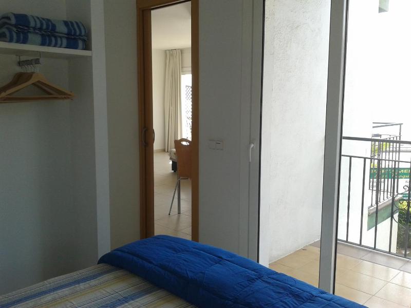 Apartaments Les Roques - image 34