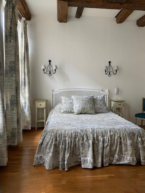 Standard Double Room image 2