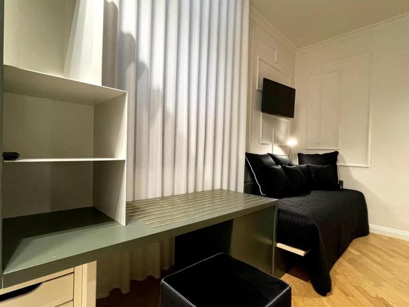 Superior Double Room image 1