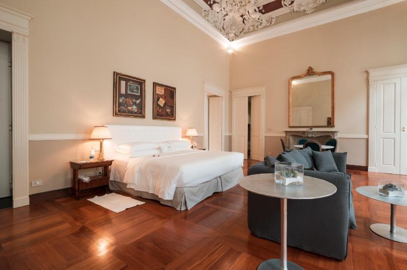 One-Bedroom Suite image 1