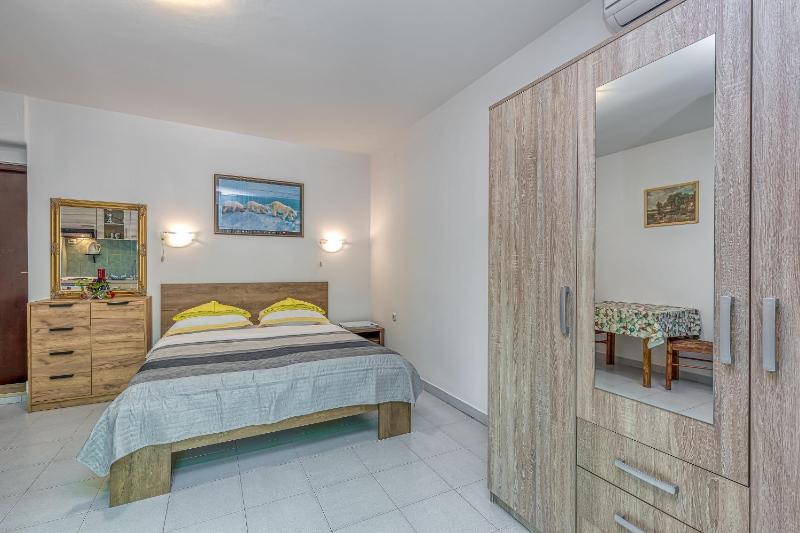 Apartments Baštovanović - image 1