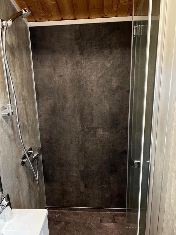 Triple Room with Private Bathroom image 4