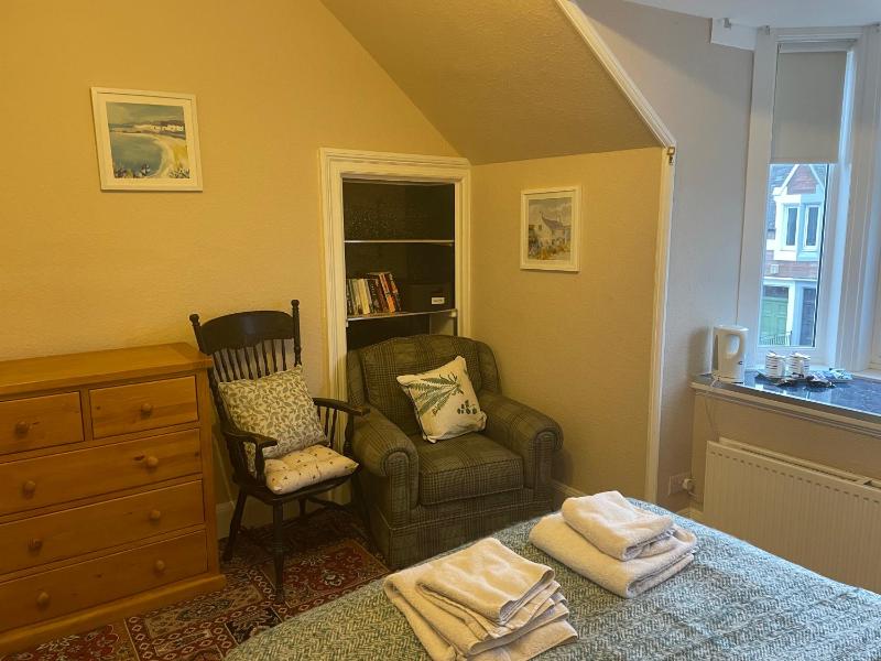 Standard Double Room image 3