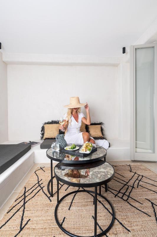 The Rocabella Suite with Sea View and outdoor mini plunge pool image 4