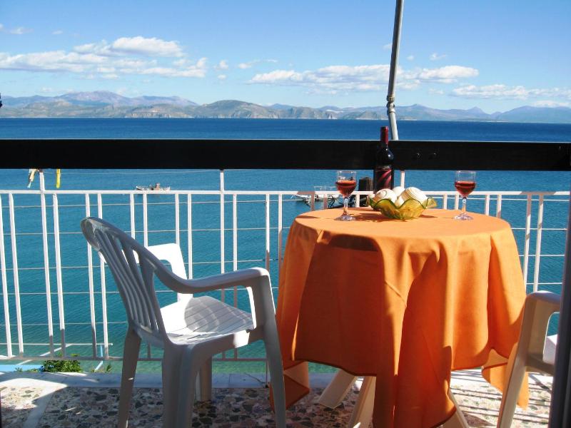 Two-Bedroom Apartment with Balcony and Sea View image 1