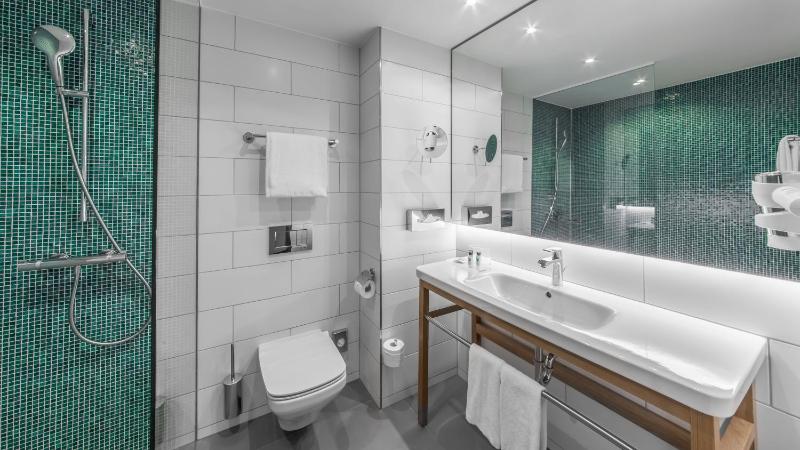 Executive King Suite image 4