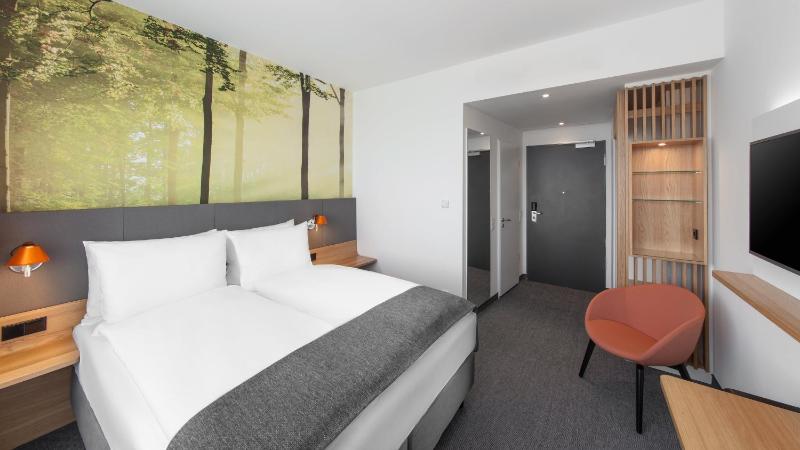 Standard Room image 2