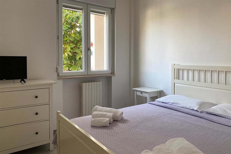 Two-Bedroom Apartment with Terrace - Lilla' image 4