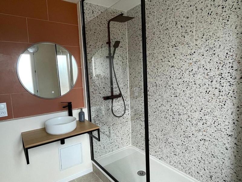 Apartment with Balcony image 3