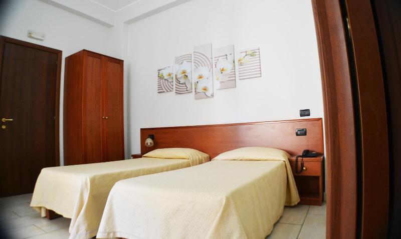 B&B Centrale Affittacamere - image 7