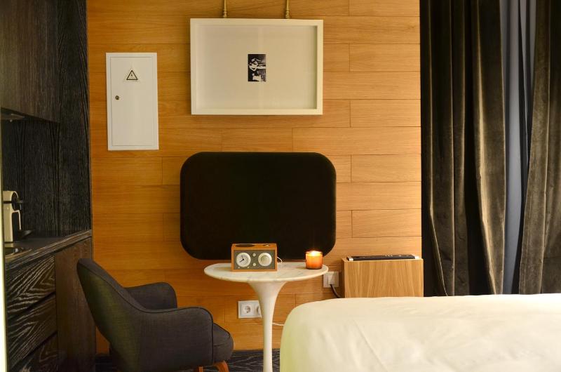 Interior Double Room image 1