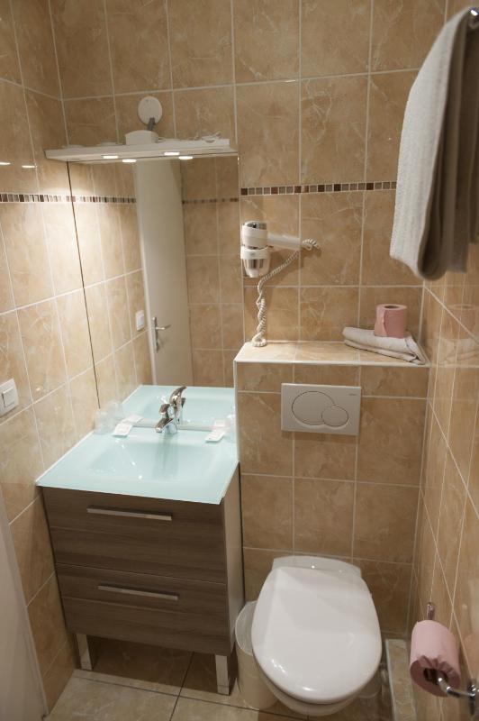 Comfort Double Room with Air Conditioning image 3