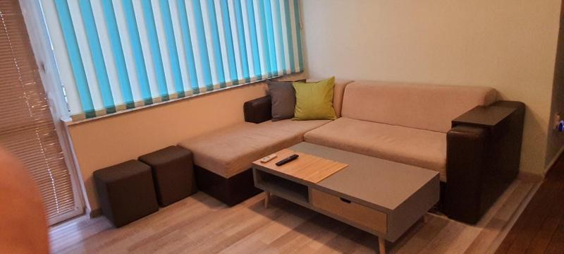 One-Bedroom Apartment image 3