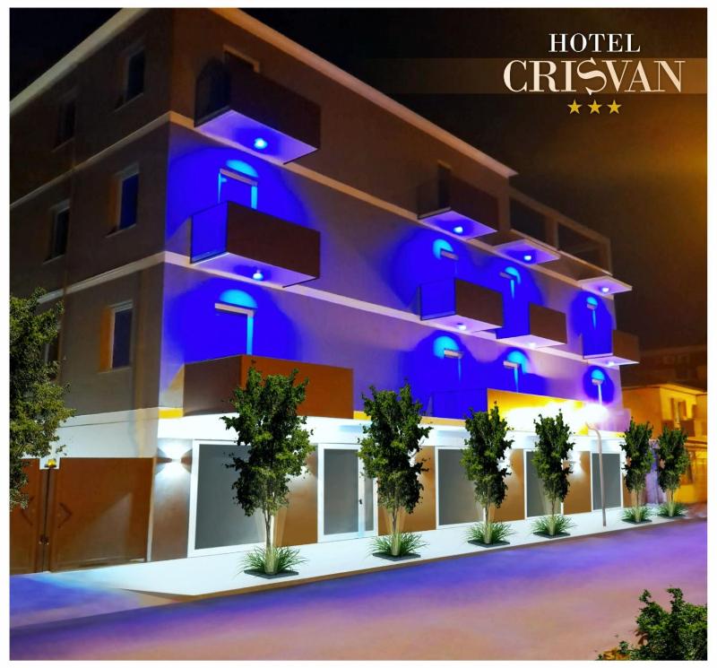 Hotel apartments Crisvan - image 1