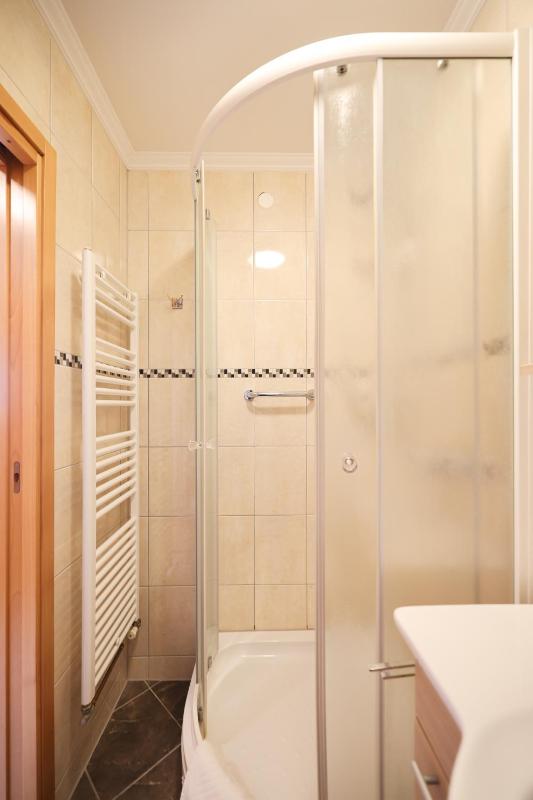 Standard Single Room image 2