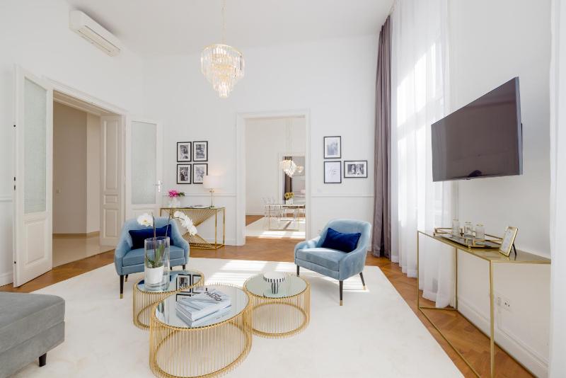 RAFAEL KAISER - Premium Apartments City Centre - Contactless Check-In - image 8