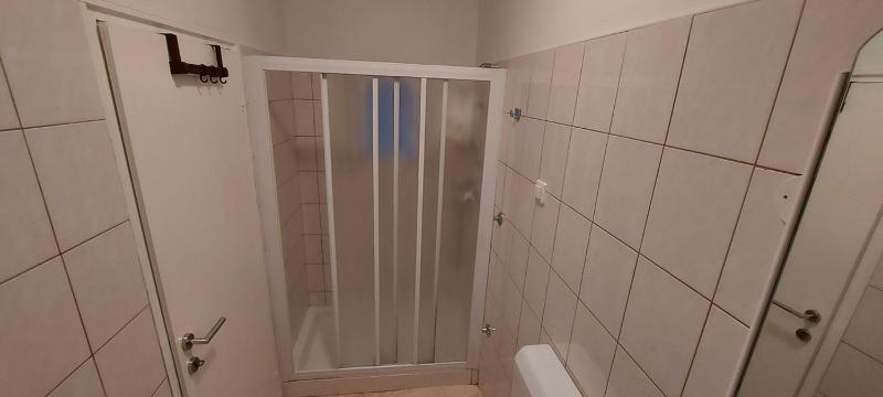 One-Bedroom Apartment image 3