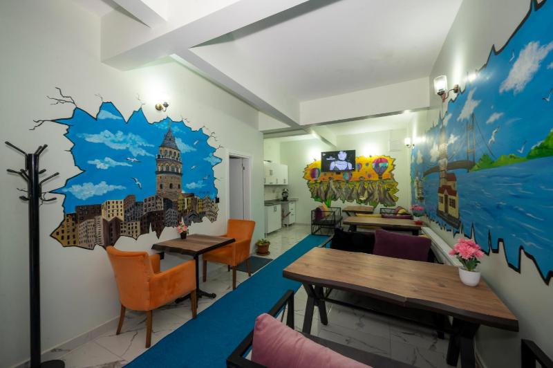 XALİLA HOSTEL & CAFE LADİES ROOM - image 13