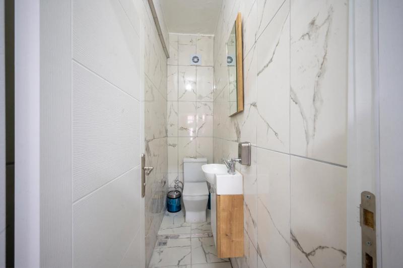 XALİLA HOSTEL & CAFE LADİES ROOM - image 2
