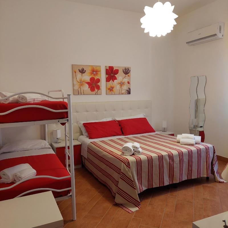 Quadruple Room with Private Bathroom image 3