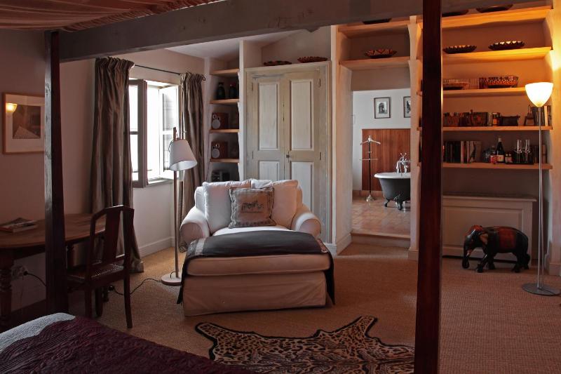 Junior Suite with a View image 3