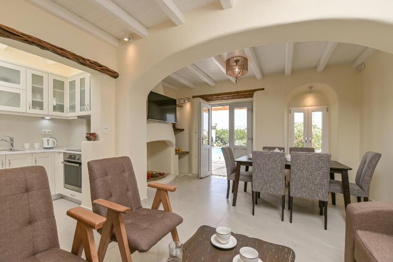 Villa with Sea View image 2