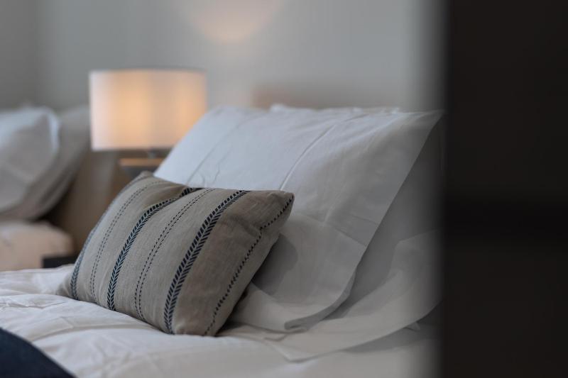 Apartment 10 Waterstone House - Luxury Apartment with Sea Views - image 14